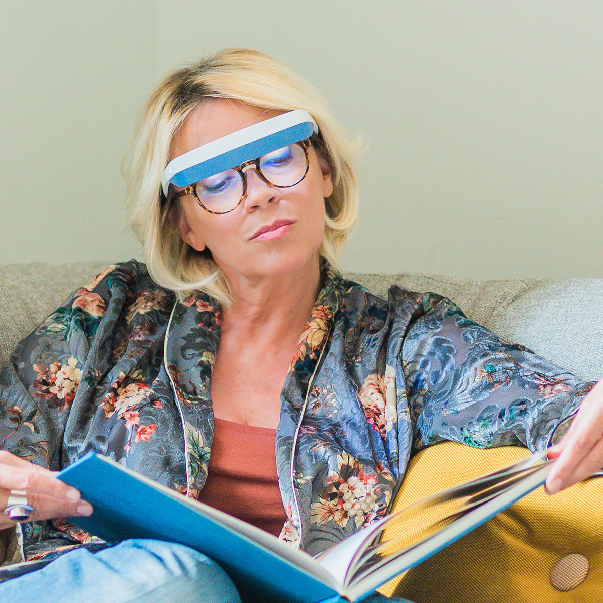 Light Therapy Glasses