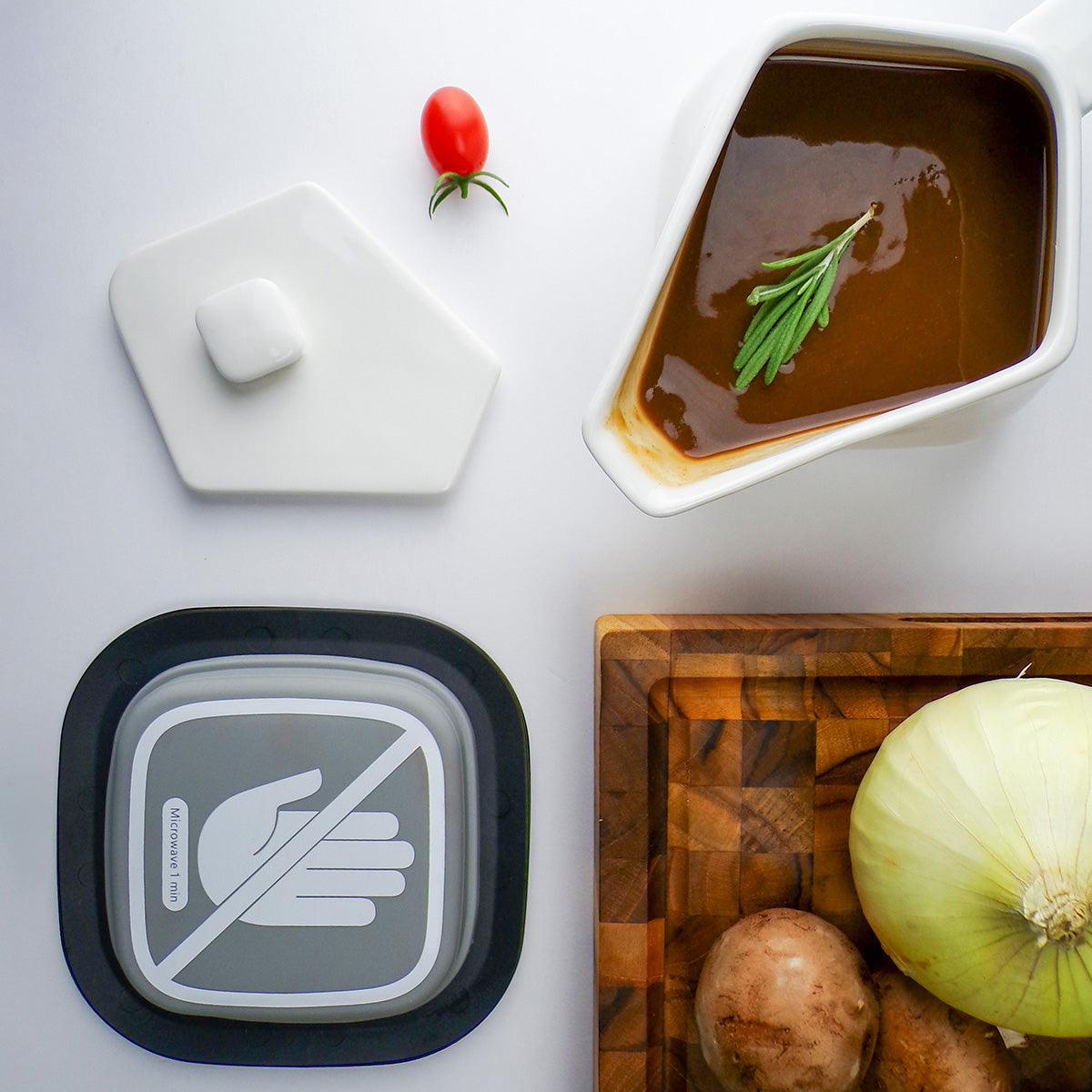 Gravy Boat with Warming Base