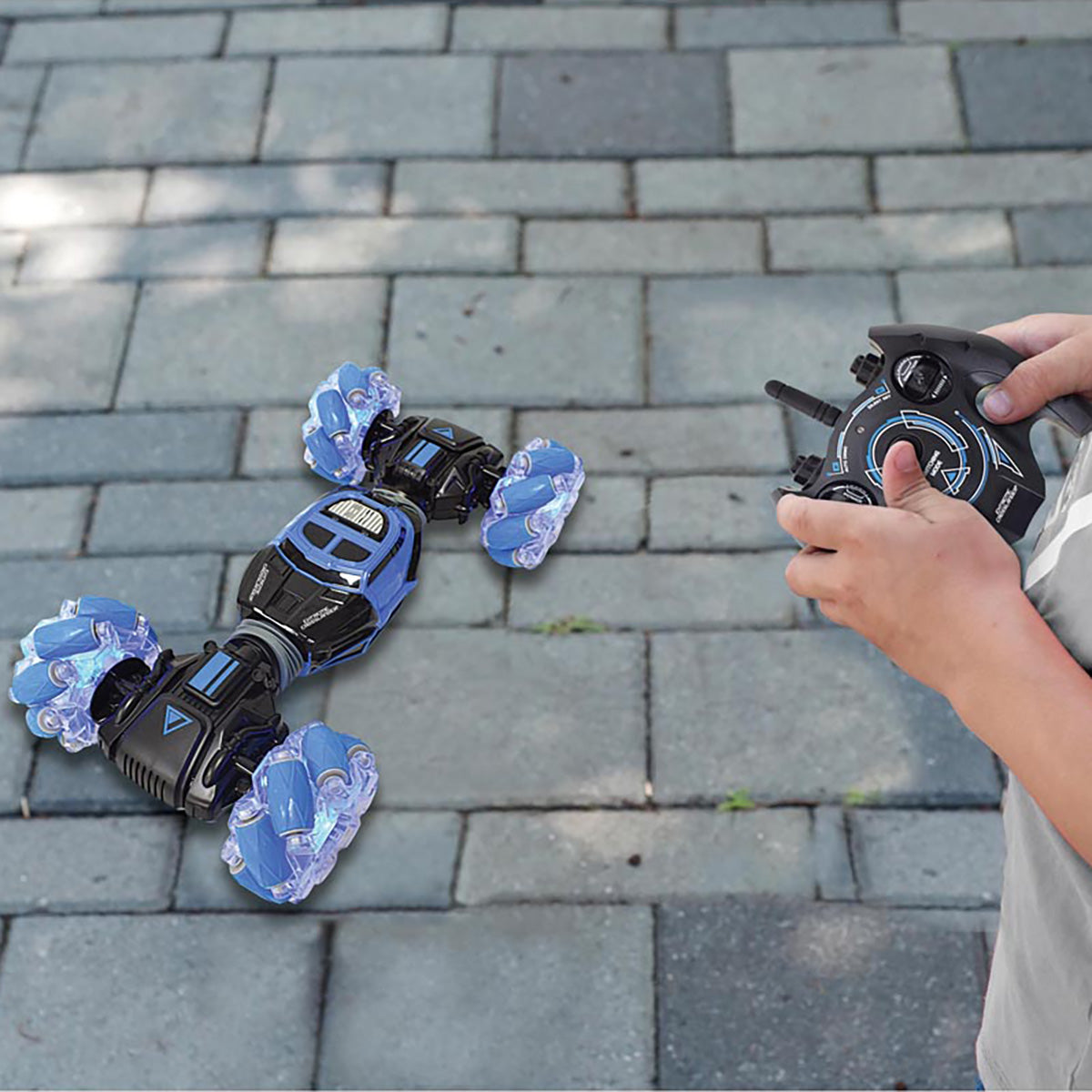 Gesture Sensing RC Stunt Car