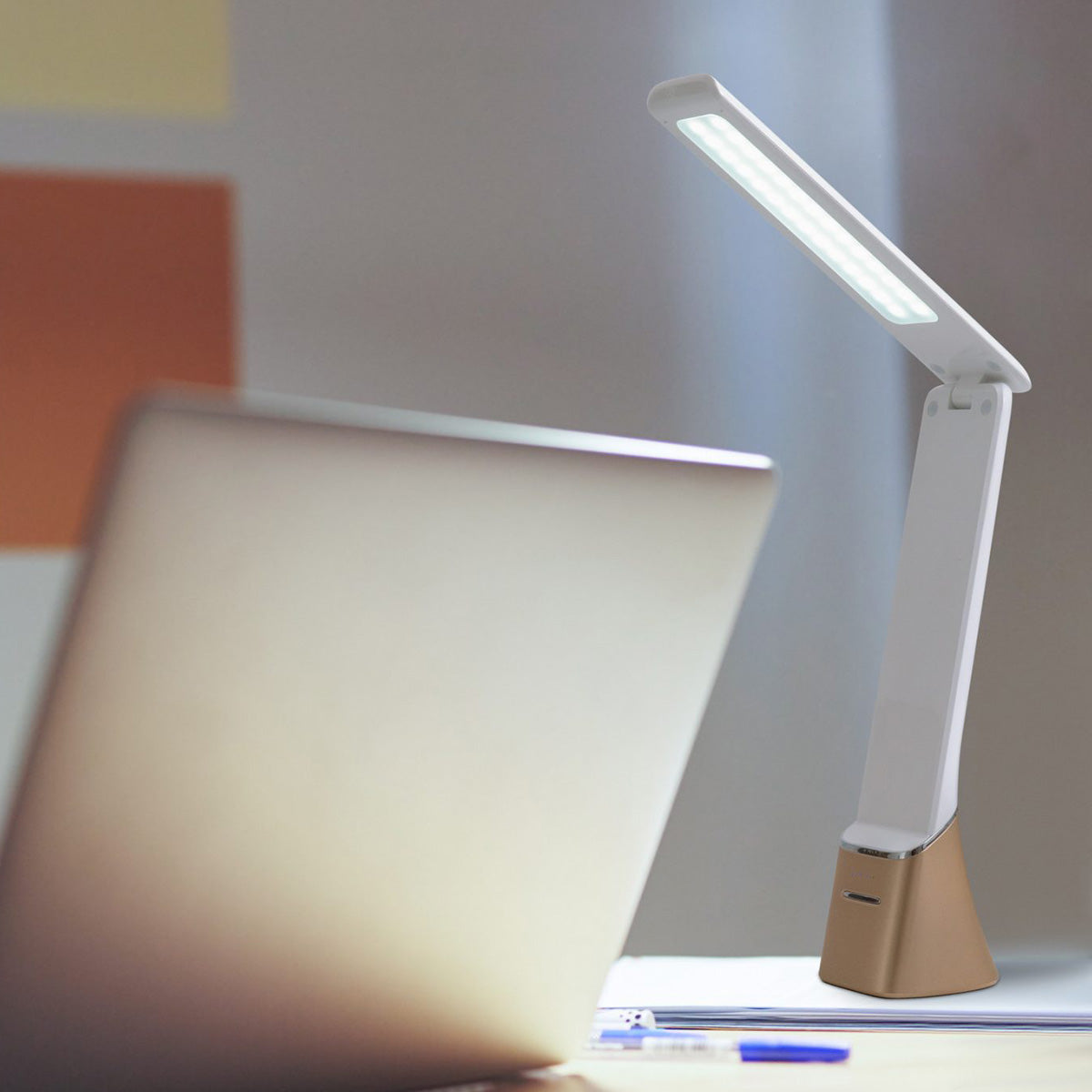Rechargeable LED Travel Lamp