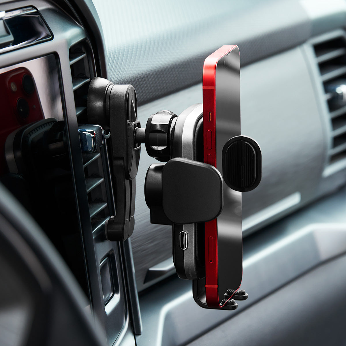 Car and Driver Auto Clamping Car Mount with Wireless Charging