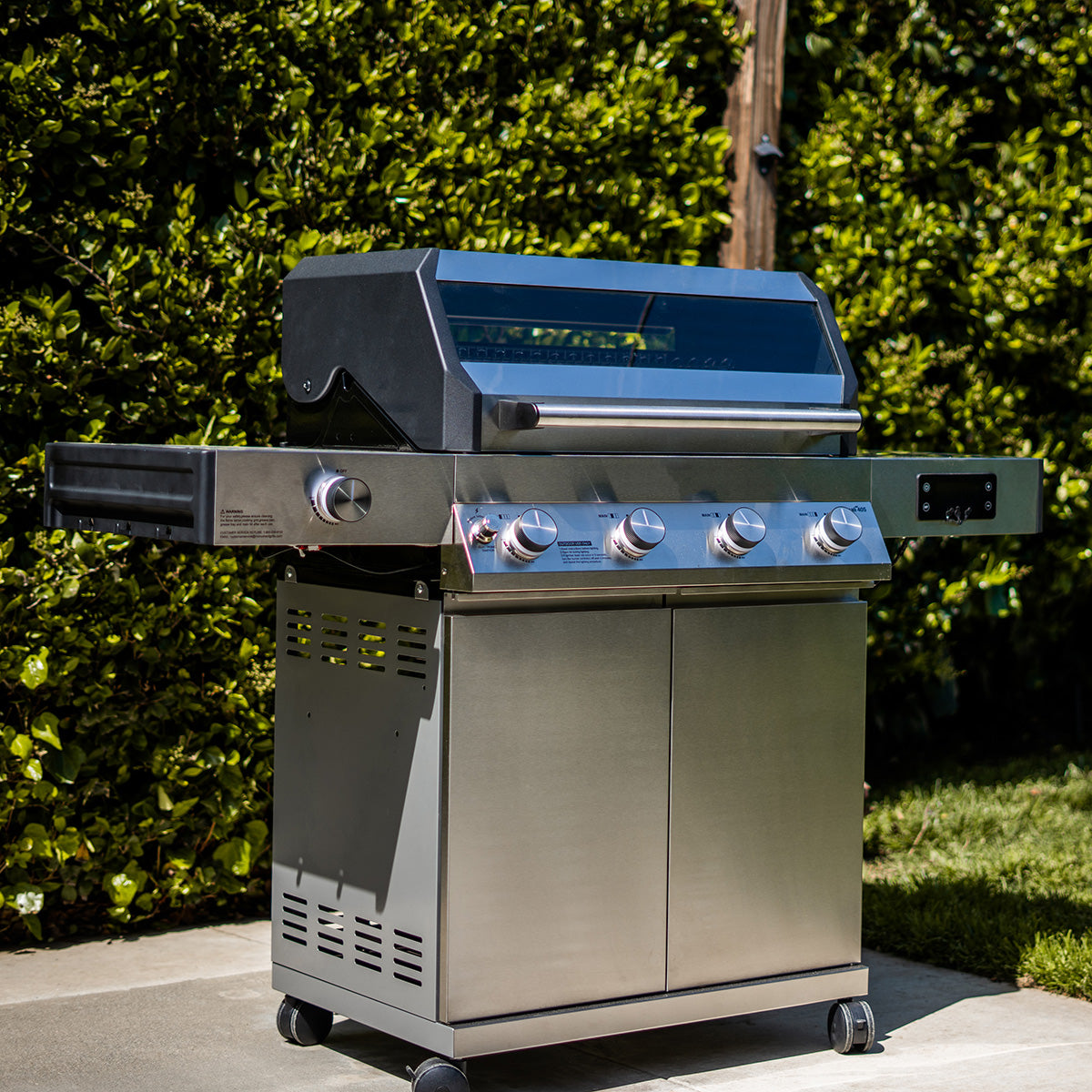 450 sq. in. Smart Grill with Clearview Lid