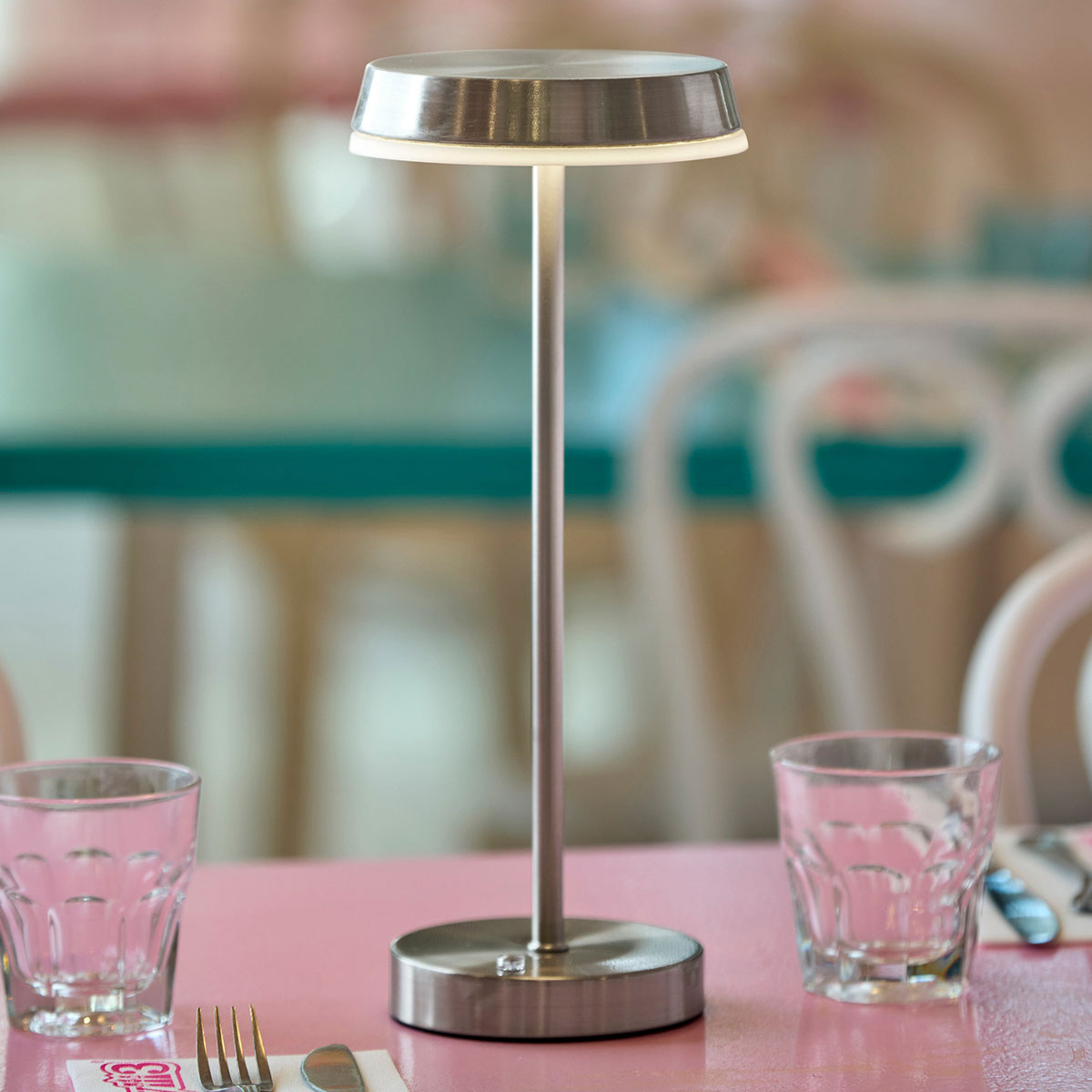 Metal Finish Indoor/Outdoor Cordless LED Table Lamp