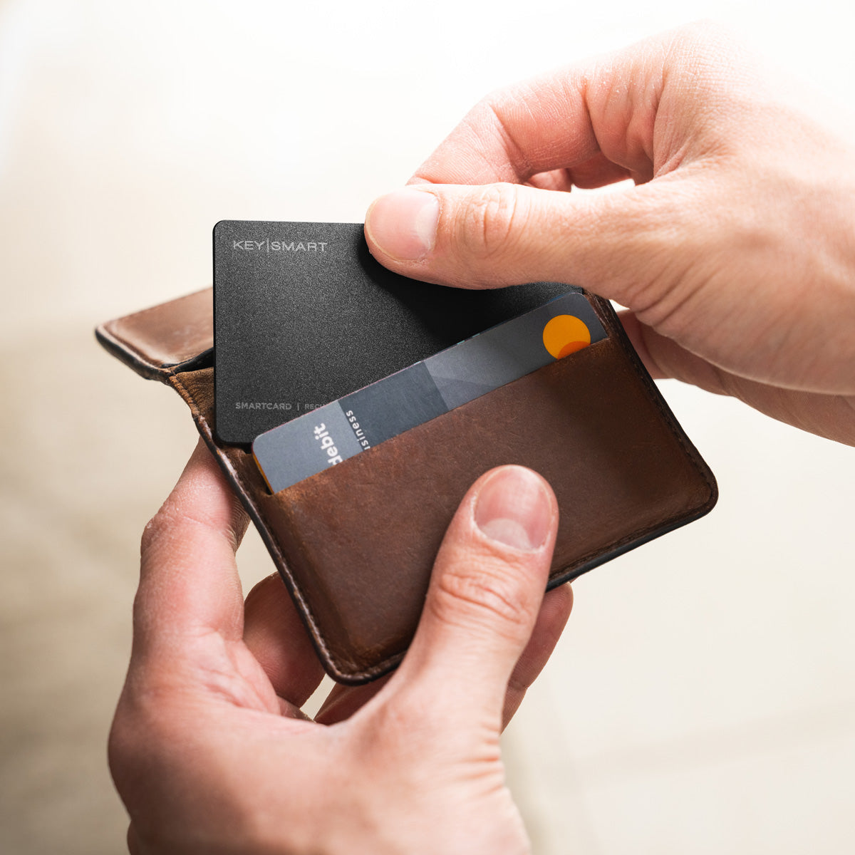 Trackable Smart Card