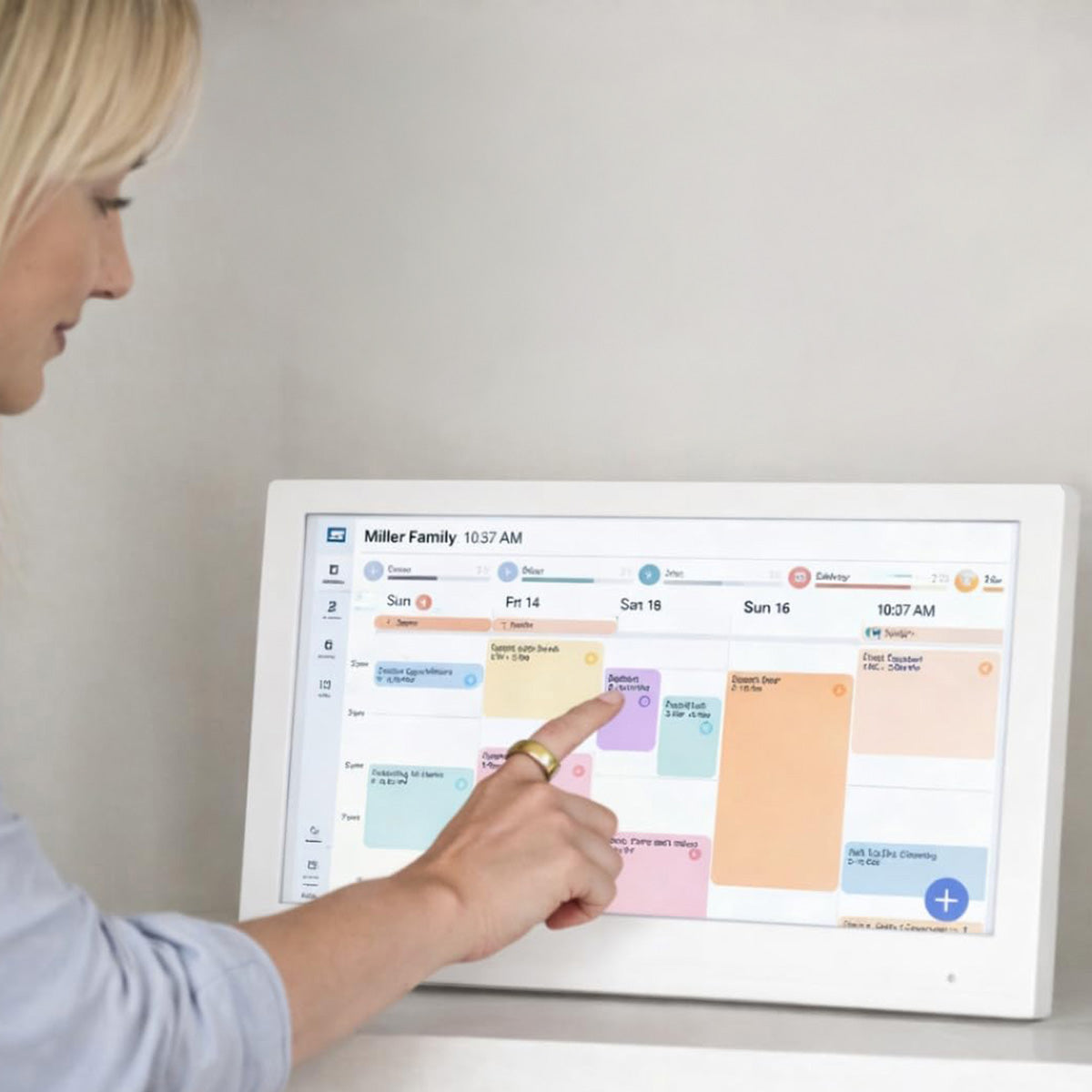 Digital Calendar and Family Frame