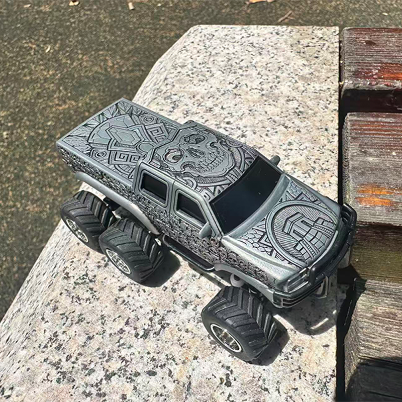 1/64 Scale Die-cast RC Car with Skull Carving – T01