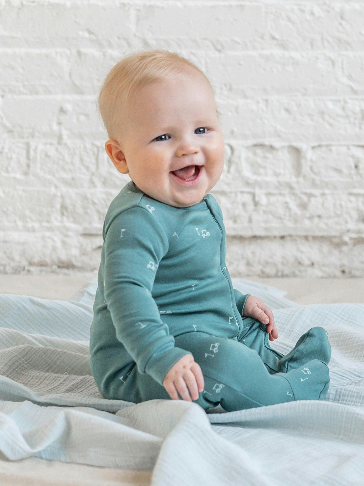 Peyton Zipper Sleeper - Fairway / Laguna + Powder