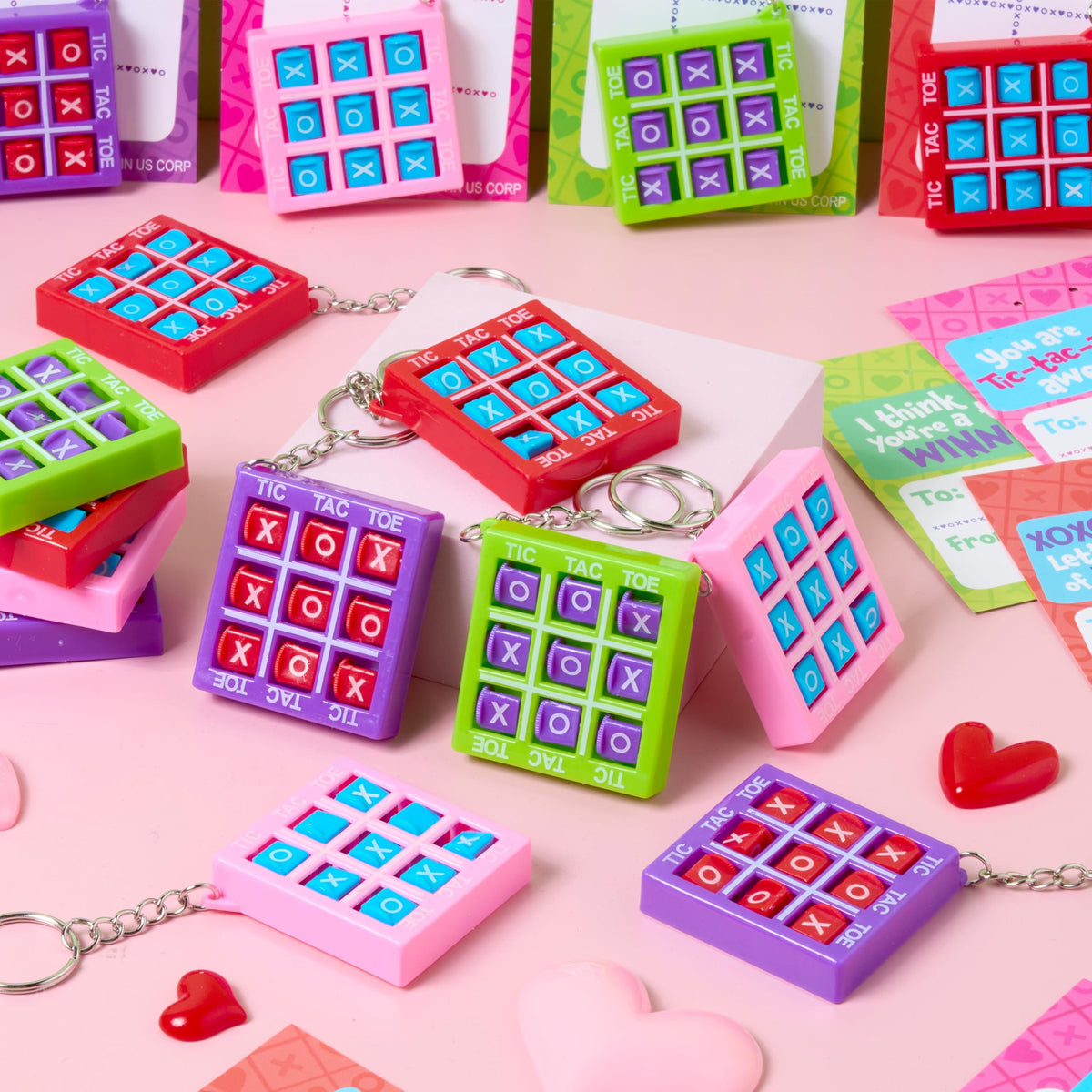 JOYIN 36 Pcs Valentines Day Tic-Tac-Toe Keychain with Greeting Cards