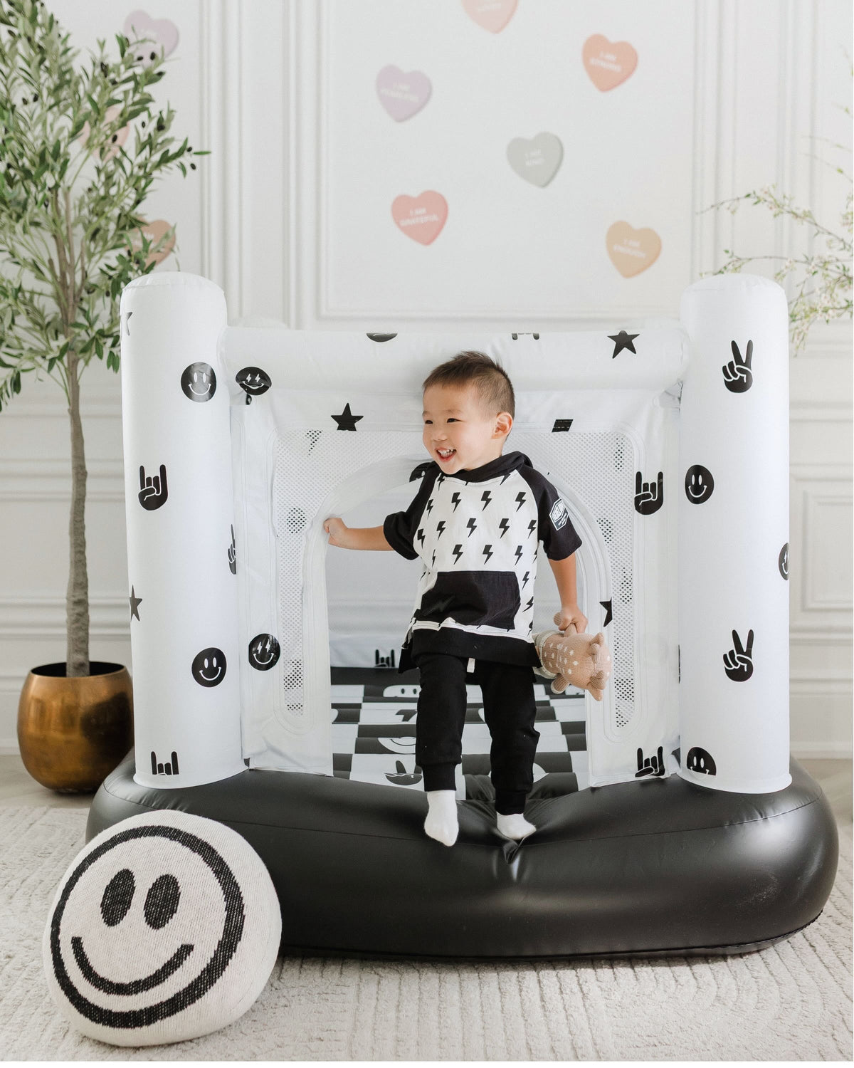 Magic Bounce House – Mini Cordless Indoor Bouncer