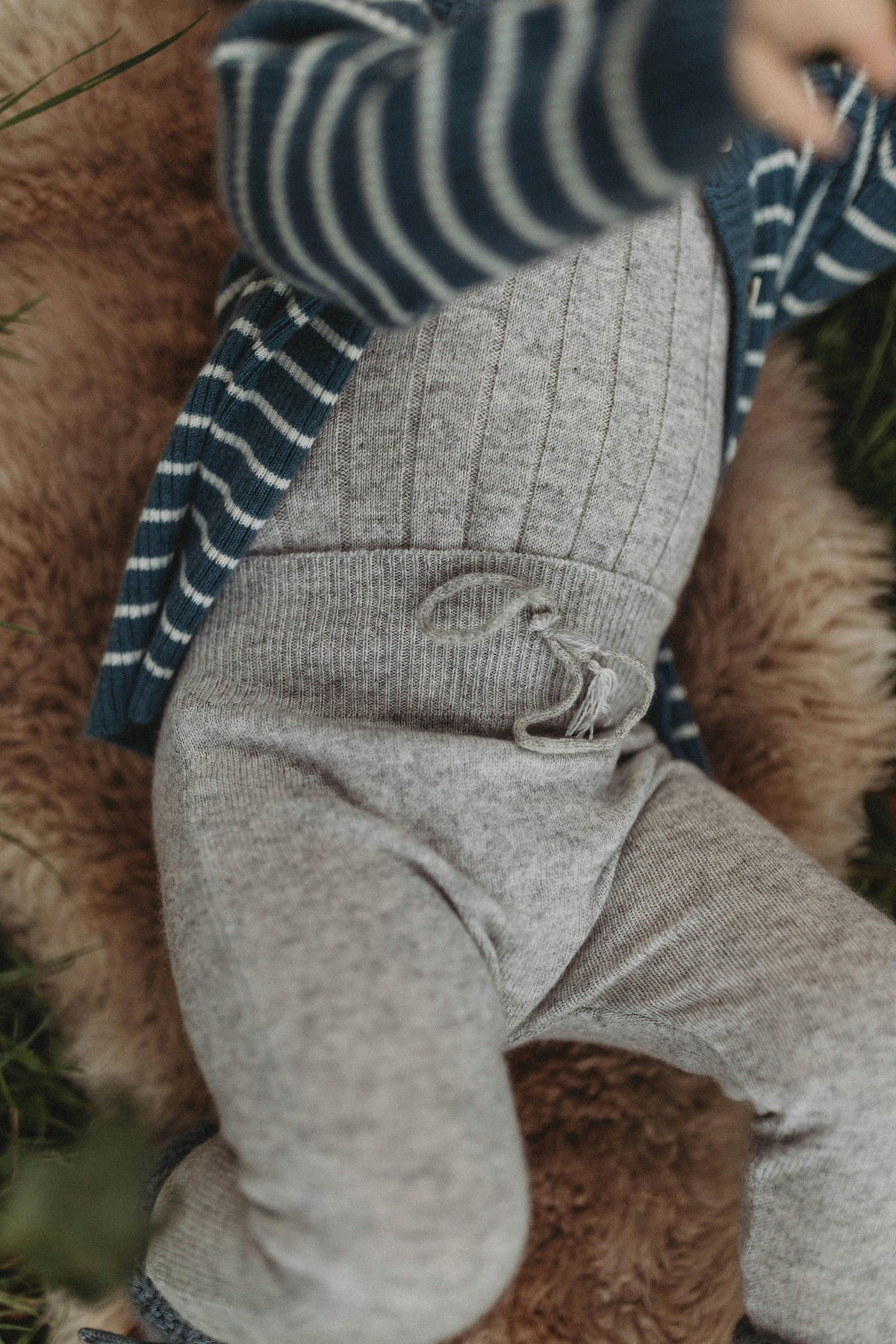 Cashmere Cardigan | Navy/Creme