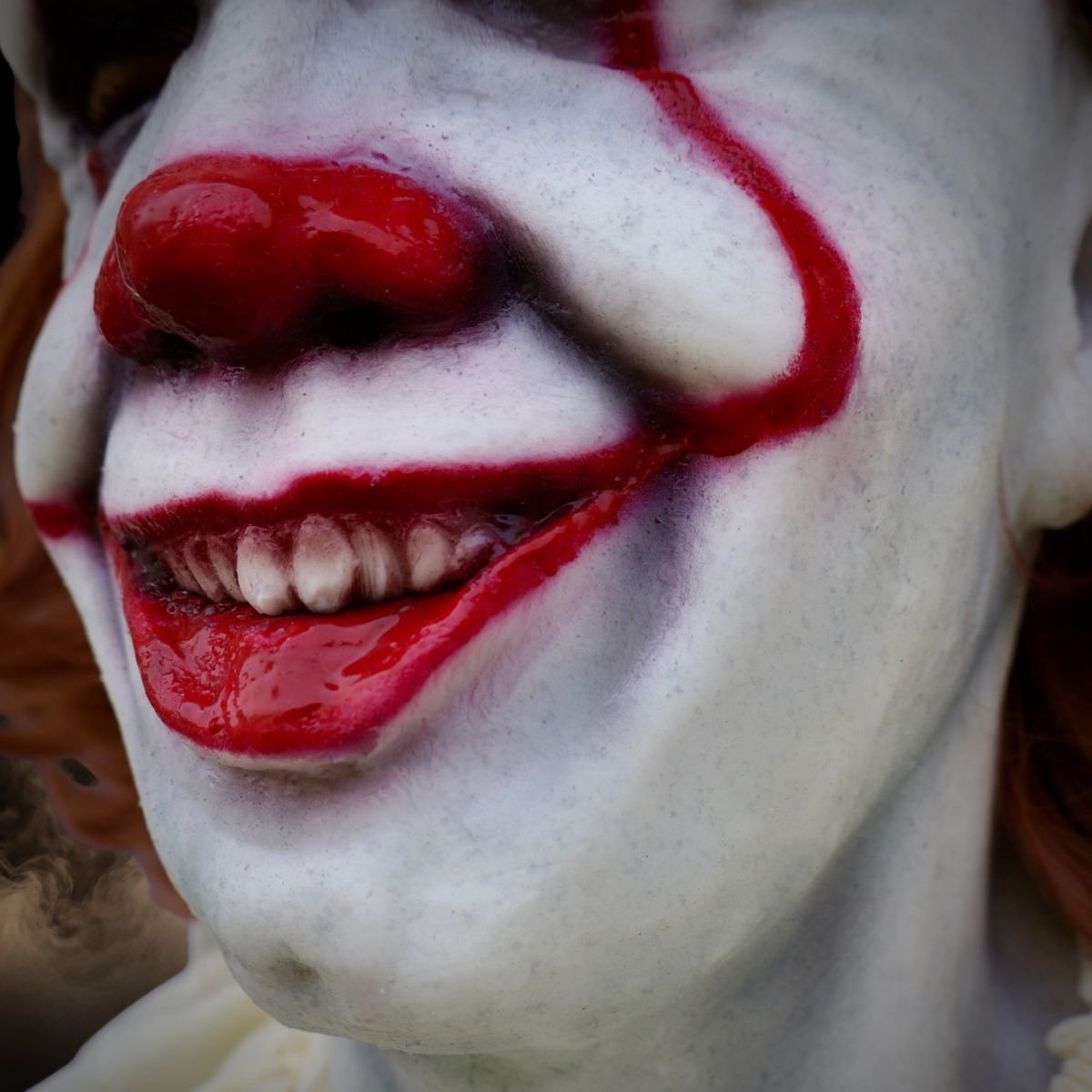 Evil Dancing Clown Mask