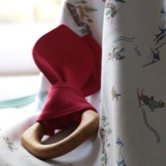 teething ears | scarlet red