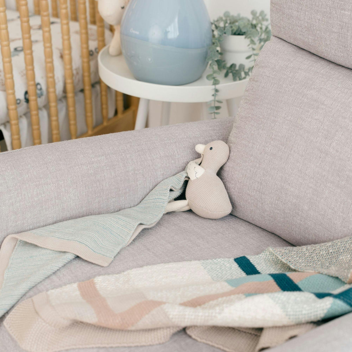 Charlie Farmhouse Knitted Lovey Blanket (Georgie the Goose)