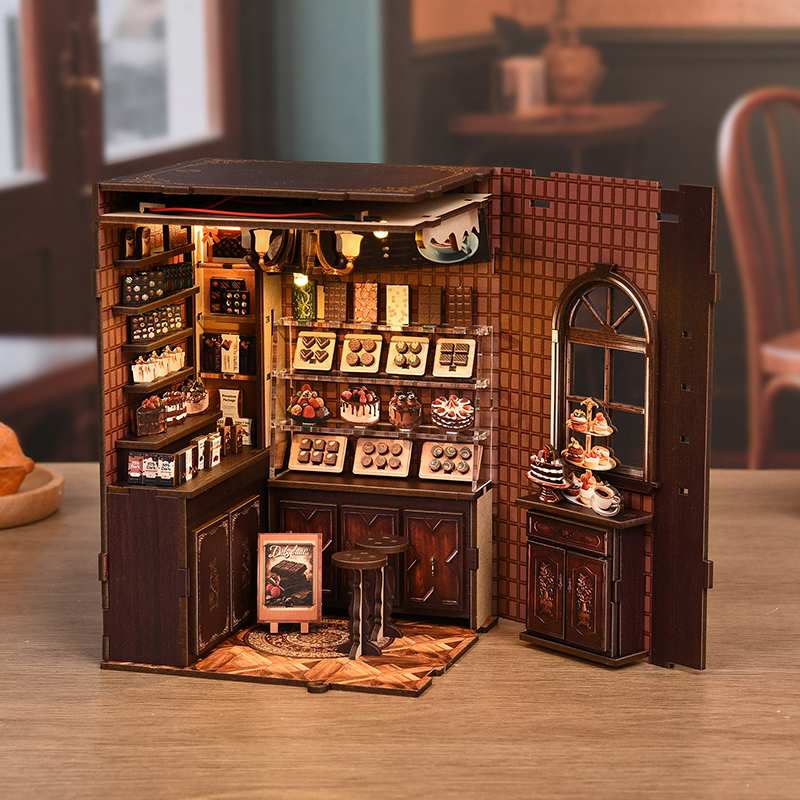 Sweet Haven Patisserie DIY Miniature House Kit
