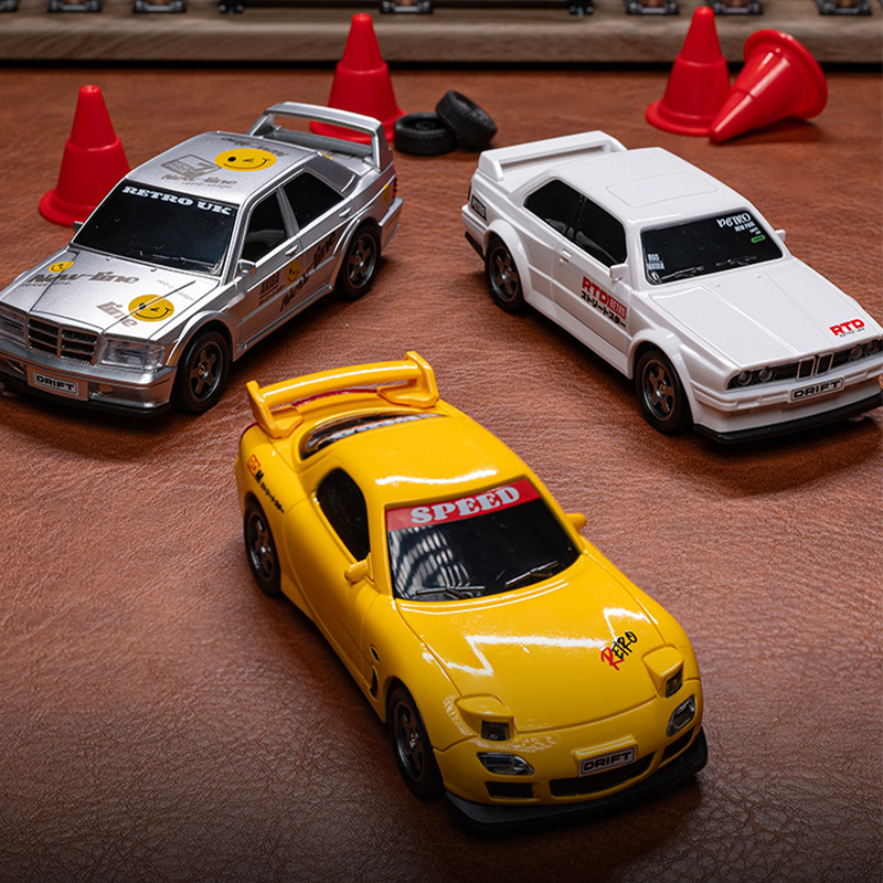1/43 Desktop Mini 4WD Remote Control Drift Car - NF02-2