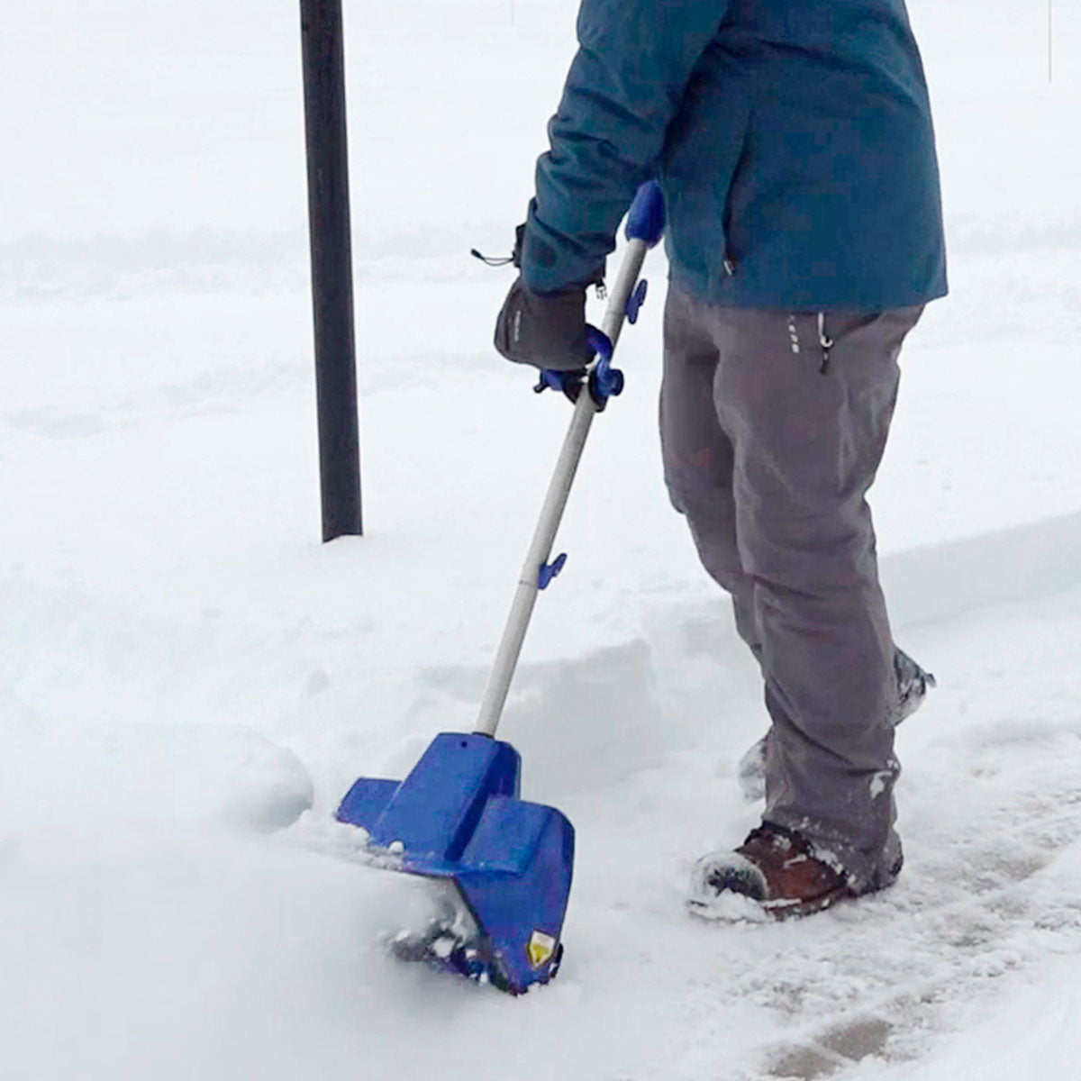 Cordless Snow Shovel
