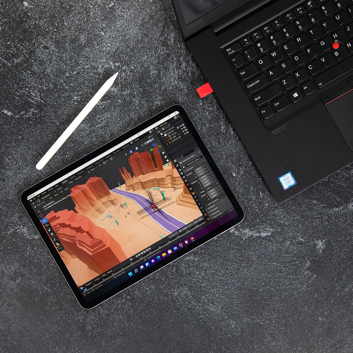iPad-to-Monitor Adapter