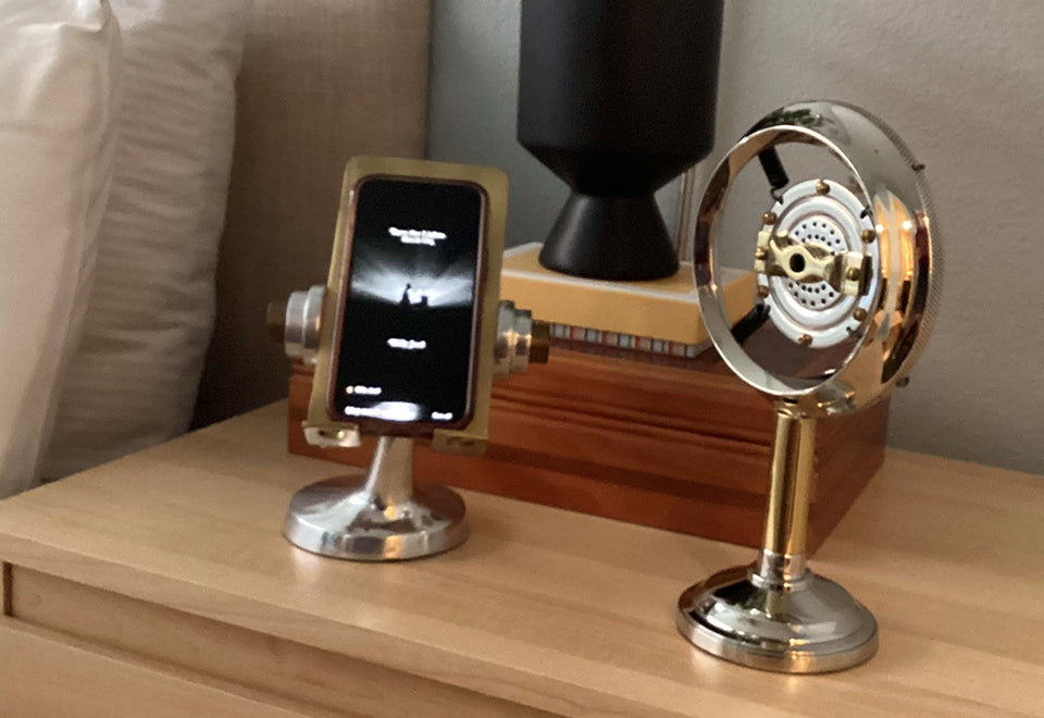Retro-Style Amplified Microphone Bluetooth Speaker
