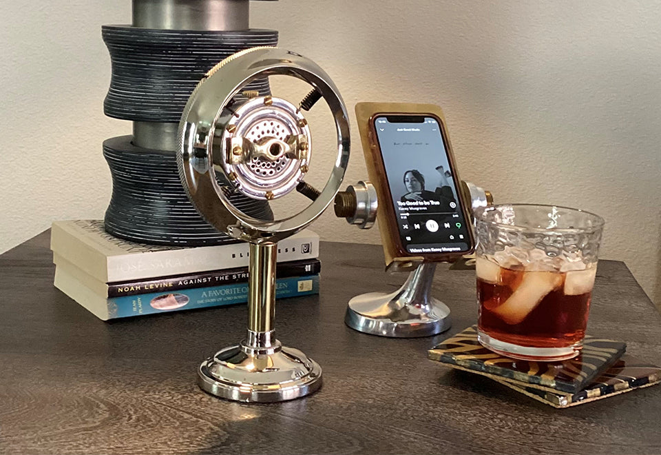 Retro-Style Amplified Microphone Bluetooth Speaker
