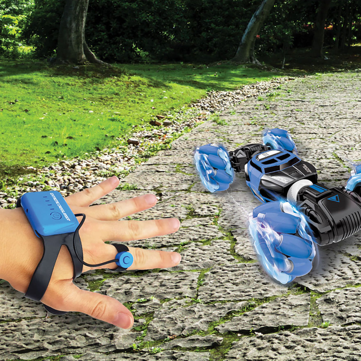 Gesture Sensing RC Stunt Car
