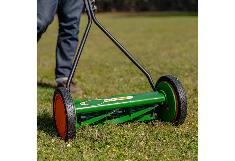 16'' Scotts Manual Reel Mower