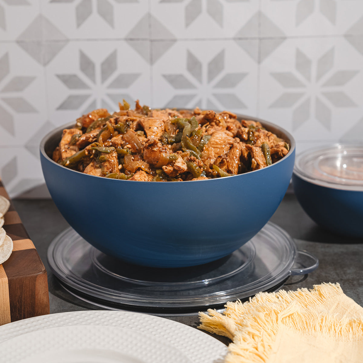 Vacuum-Insulated Serving Bowl