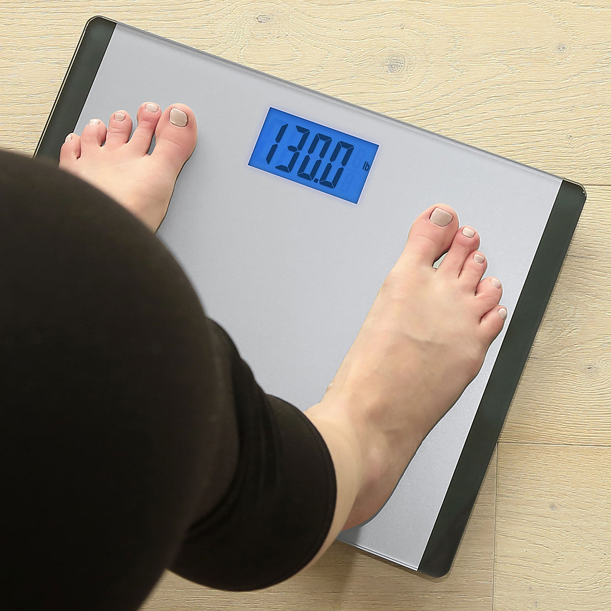 Wide Body Glass Bathroom Scale