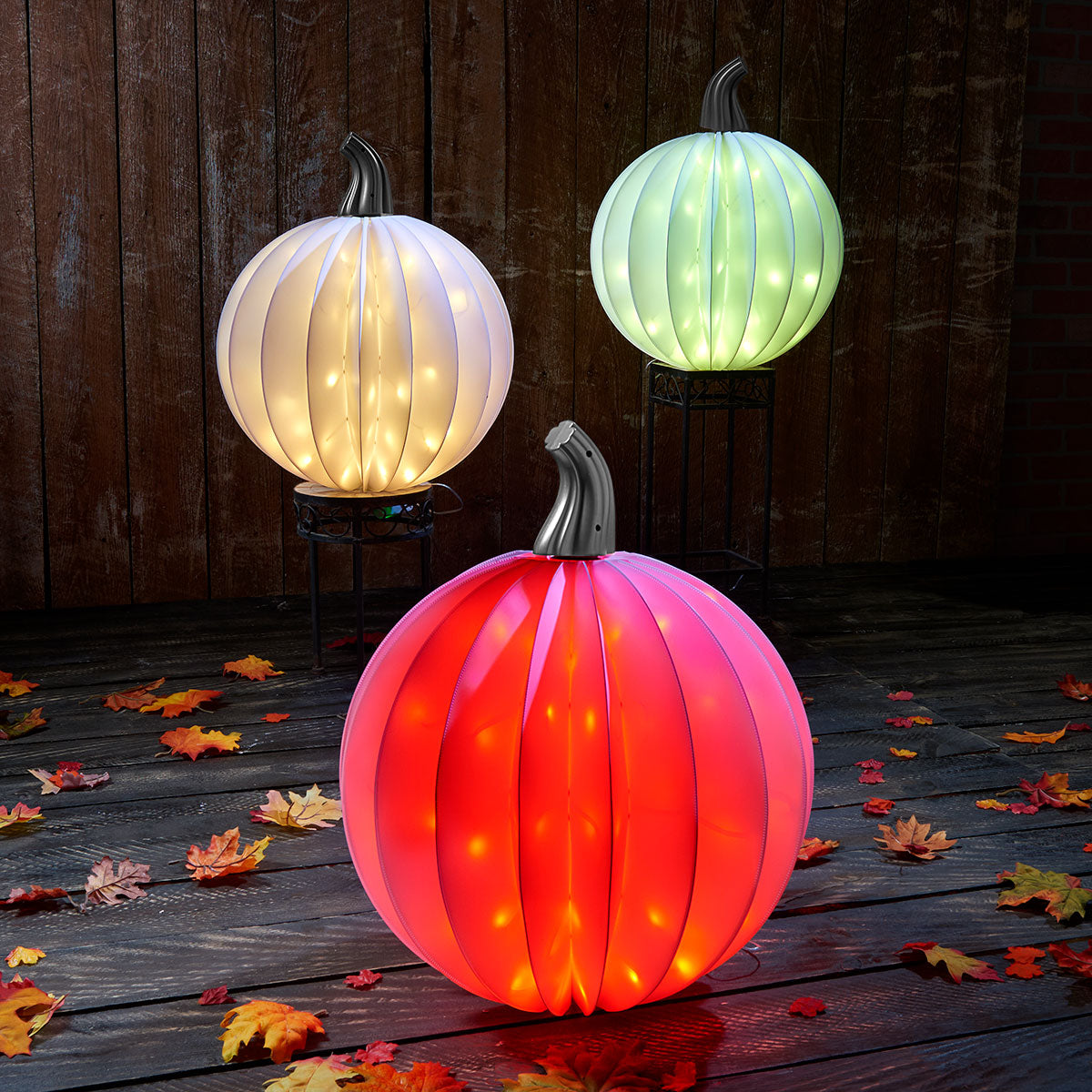18'' Twinkling Indoor/Outdoor Lighted Orb