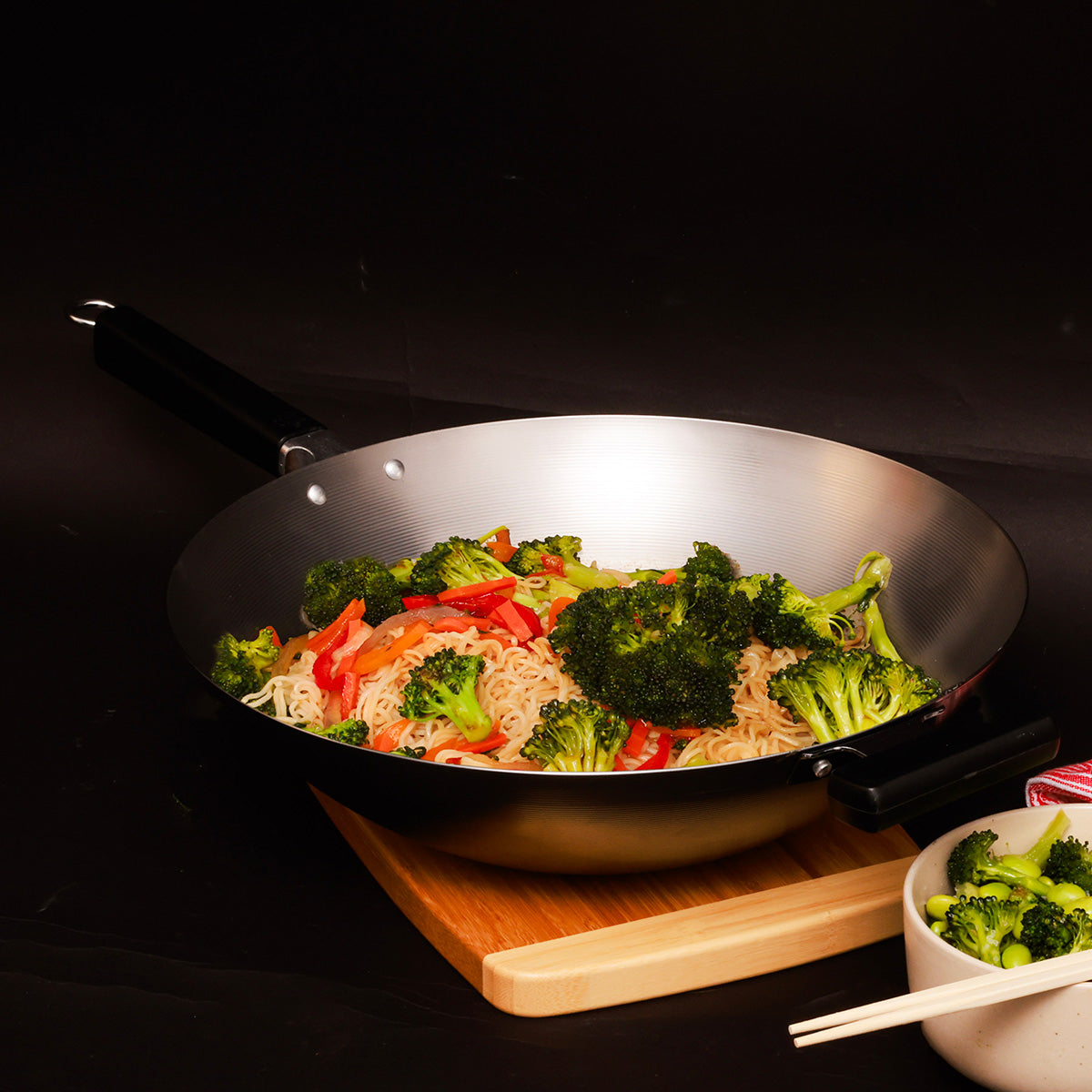 Professional 14-inch Carbon Steel Flat Bottom Wok