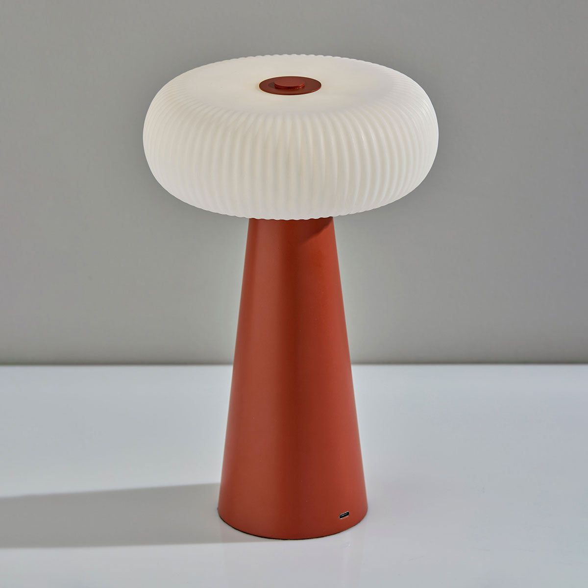 Modern Round Indoor/Outdoor Cordless LED Table Lamp