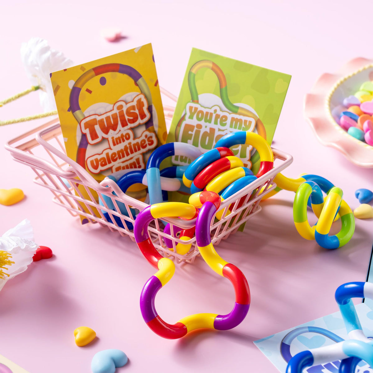 28 Pcs Valentine’s Day Twist & Spin Fidget Chains with Cards