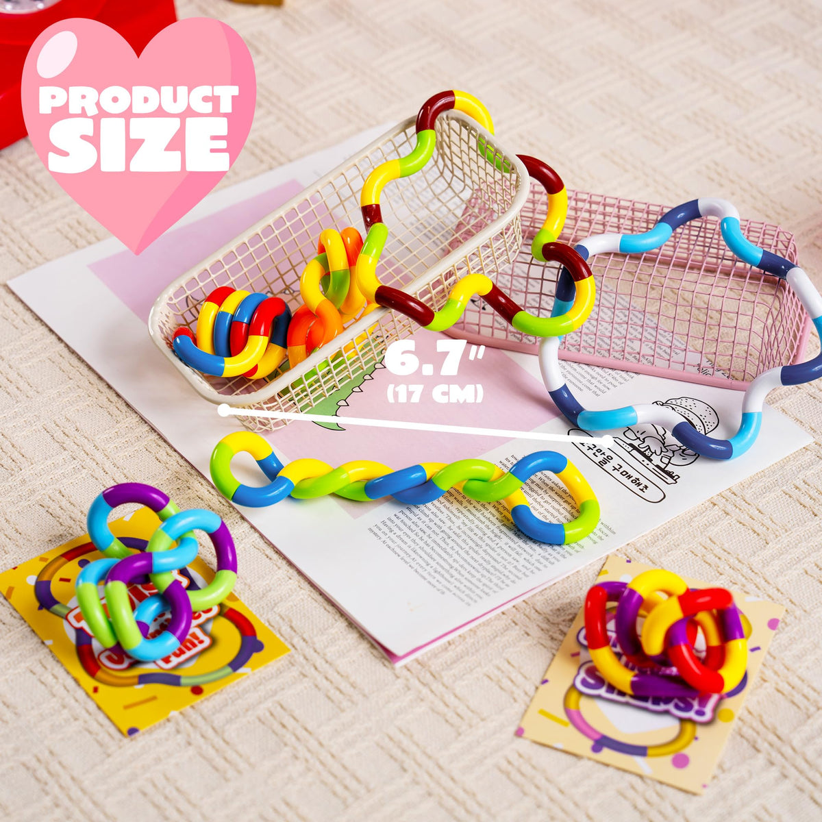 28 Pcs Valentine’s Day Twist & Spin Fidget Chains with Cards