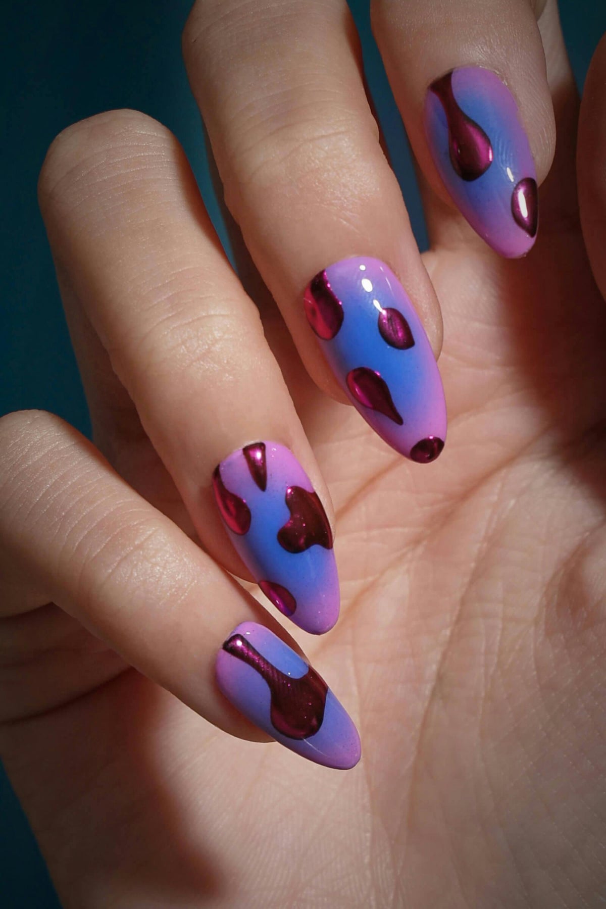 Lava lamp - Press-on Nails By Taybeepboop