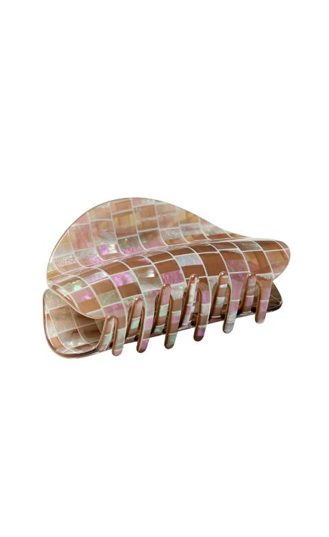 Crescent Claw in Brown Shell Checker
