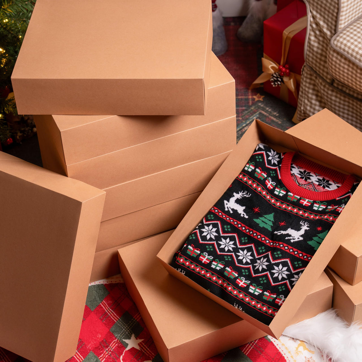 12PCS 17" x 13" x 4" Christmas Large Gift Boxes with Lids for Presents