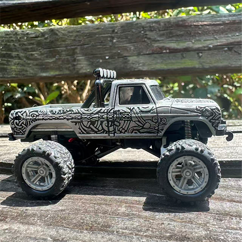 1/64 Scale Viking Figure Alloy RC Vehicle - TC02