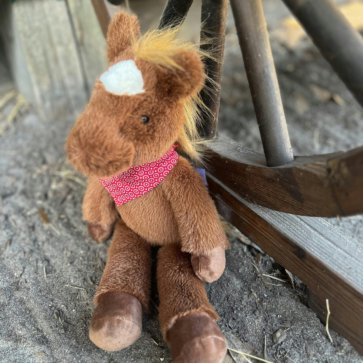 Cinnamon Horse