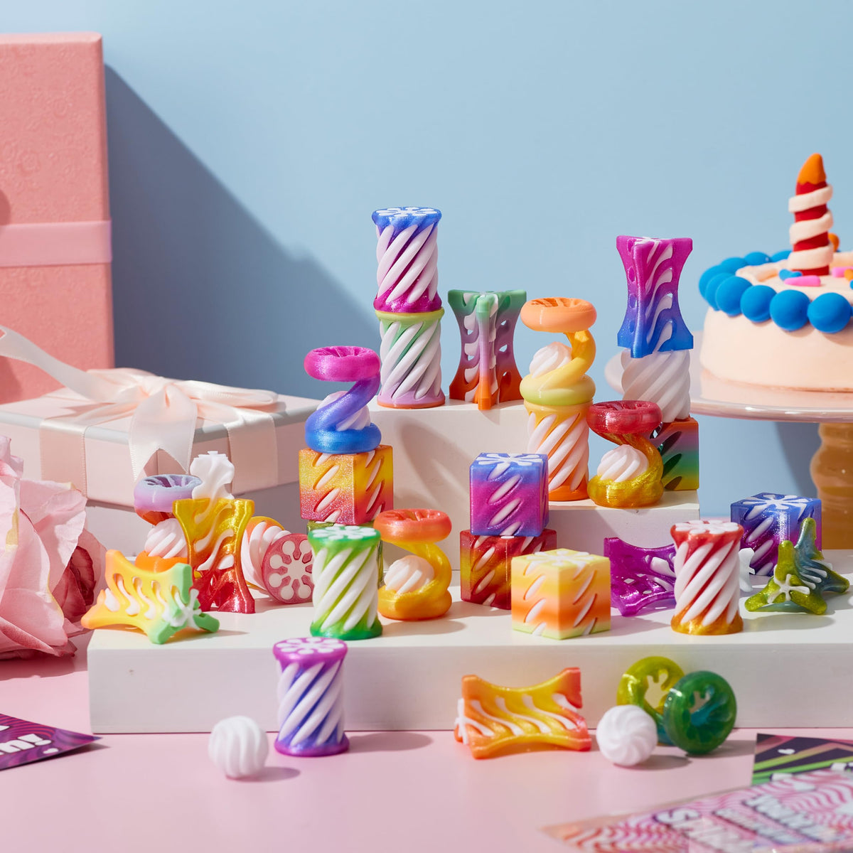 28Pcs Kids Valentine Cards with Impossible Spiral Cone fidget toys