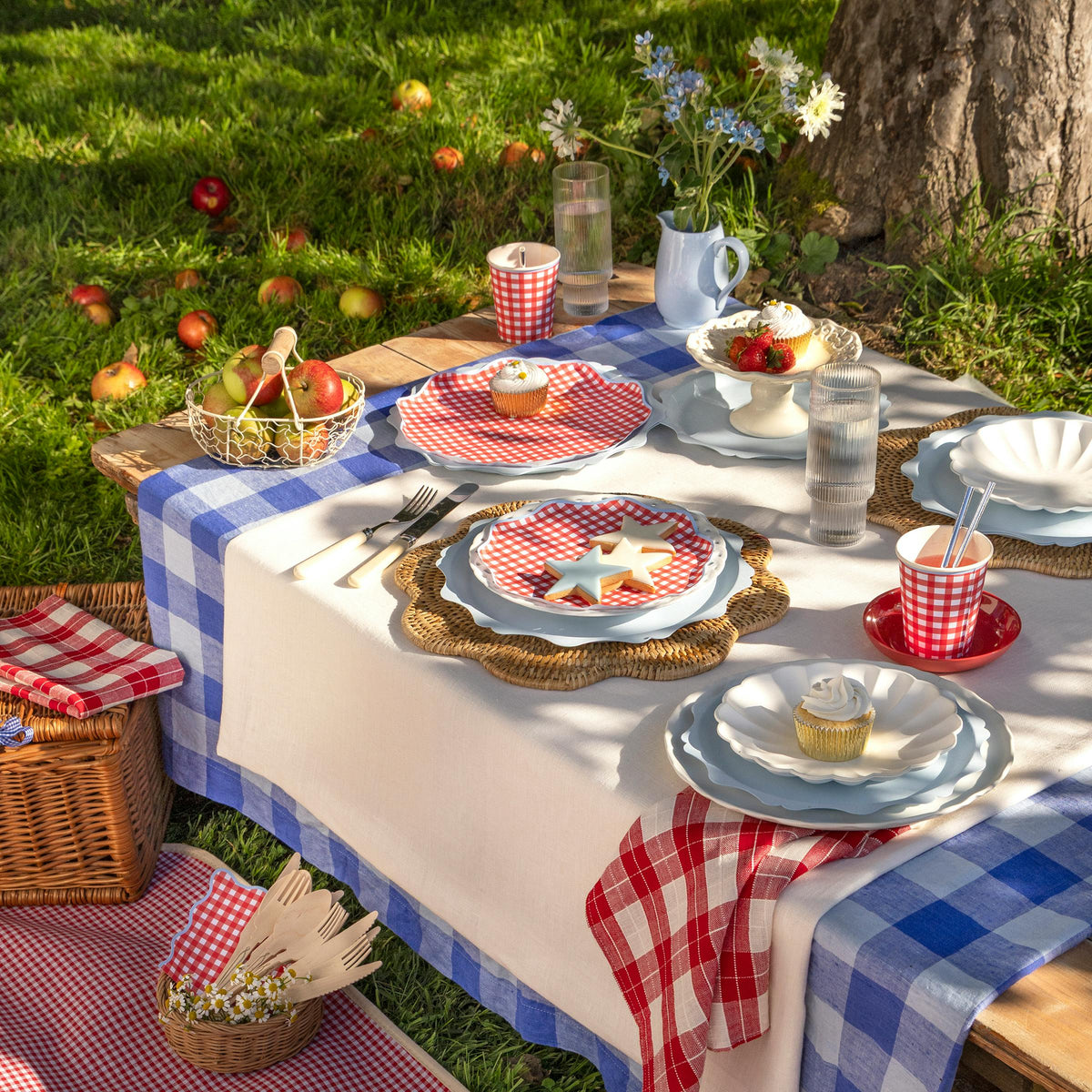 Red Gingham Side Plates (x 8)