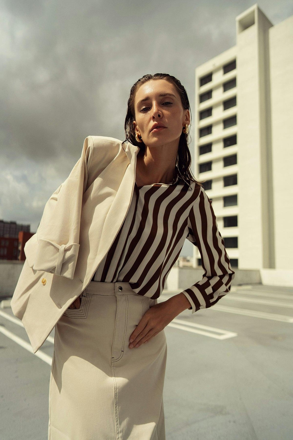 STRIPED  SILKY BLOUSE