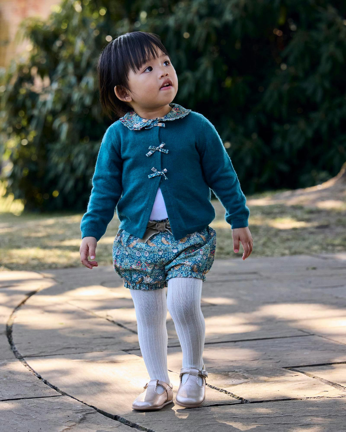 Baby Bow Cardigan in Strawberry Thief
