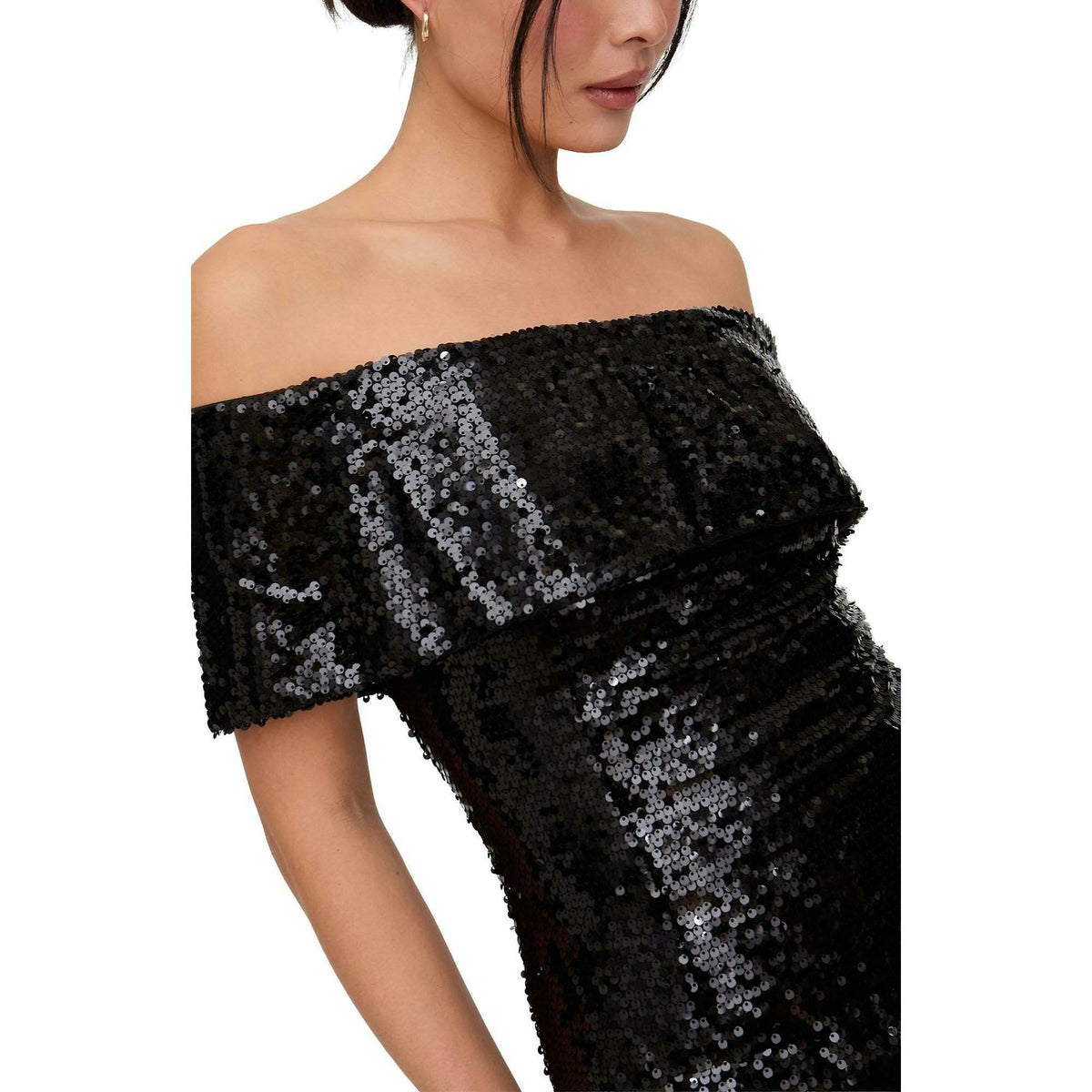 Jaya Off The Shoulder Sequins Midi Dress
