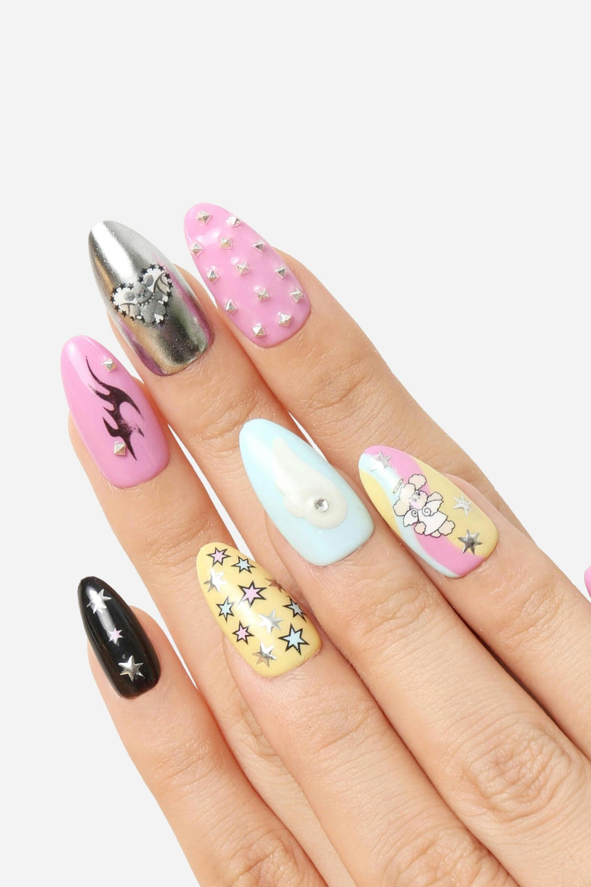 Press-on Nails by Celine Kwan