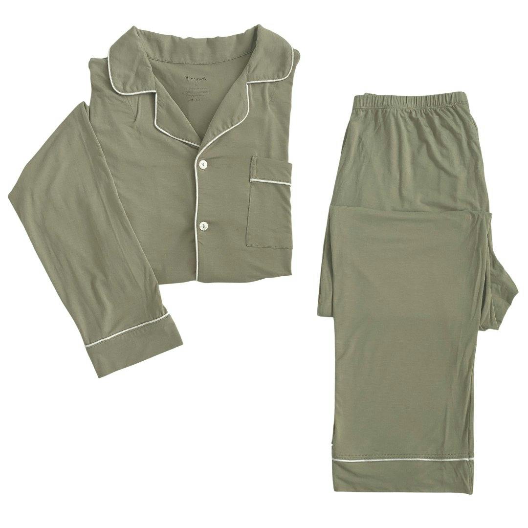 Women's Long Sleeve Pajama Set in Growing Love