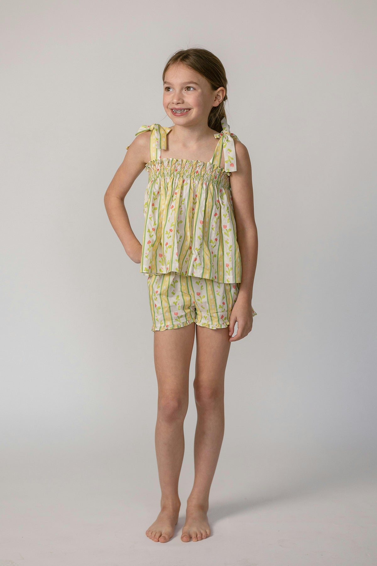 Teatime Set in Vivian Stripe in Daffodil
