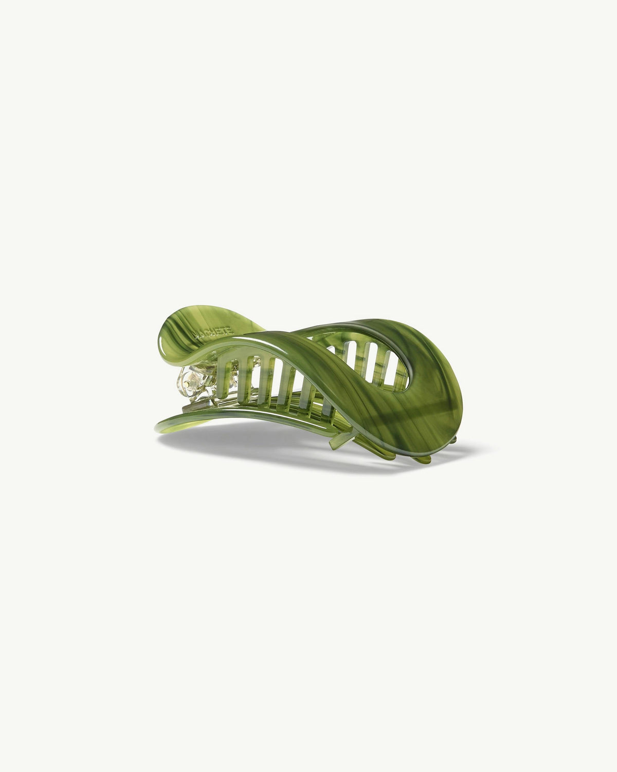 Yoga Claw in Algae