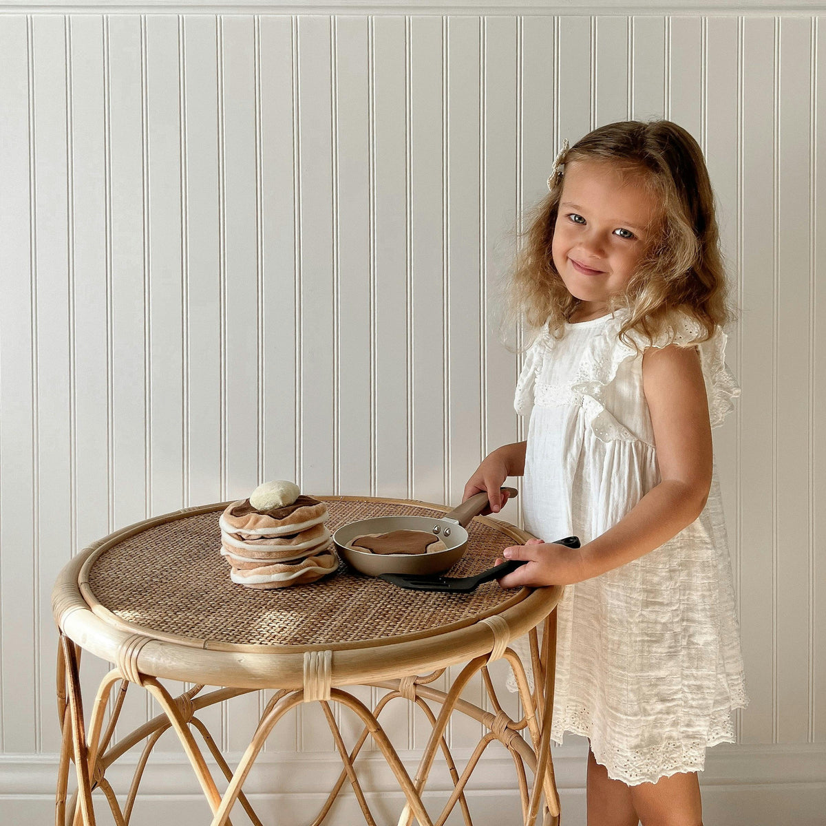 STACKING PANCAKES