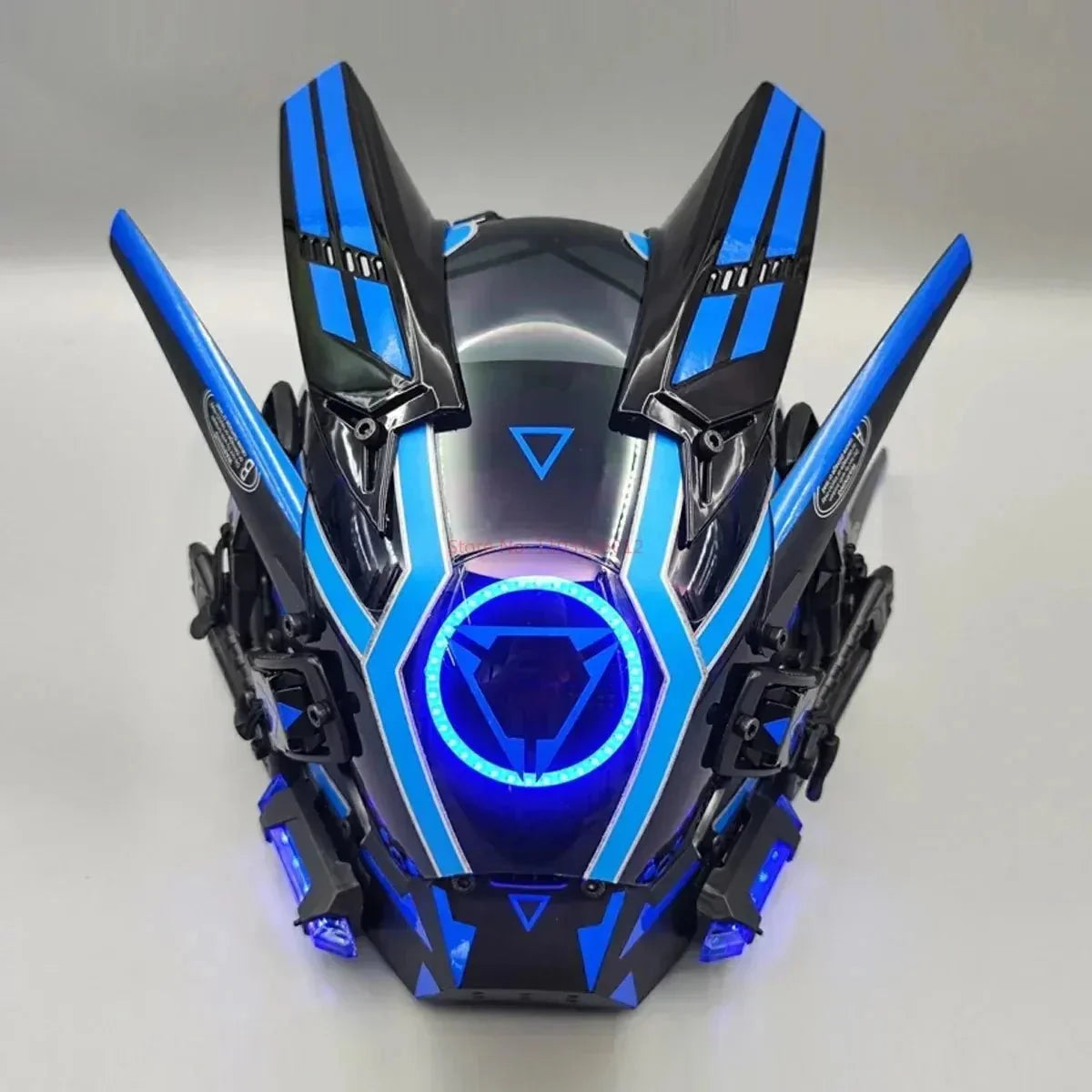 Cyberpunk Helmet Shinobi Mask: Robot Samurai Armor with LED Light