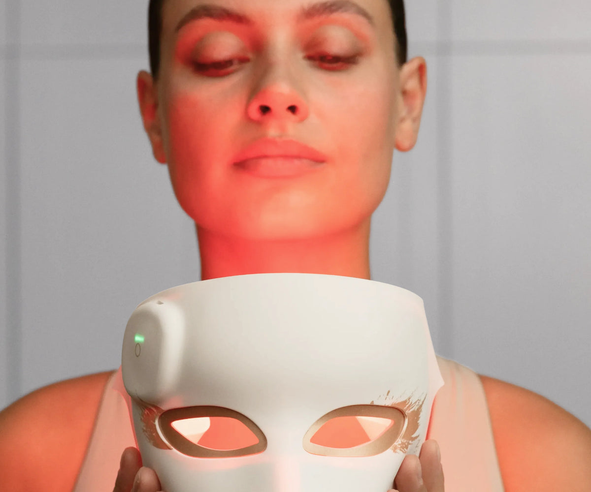 Artemis II Aër LED Light Therapy Mask