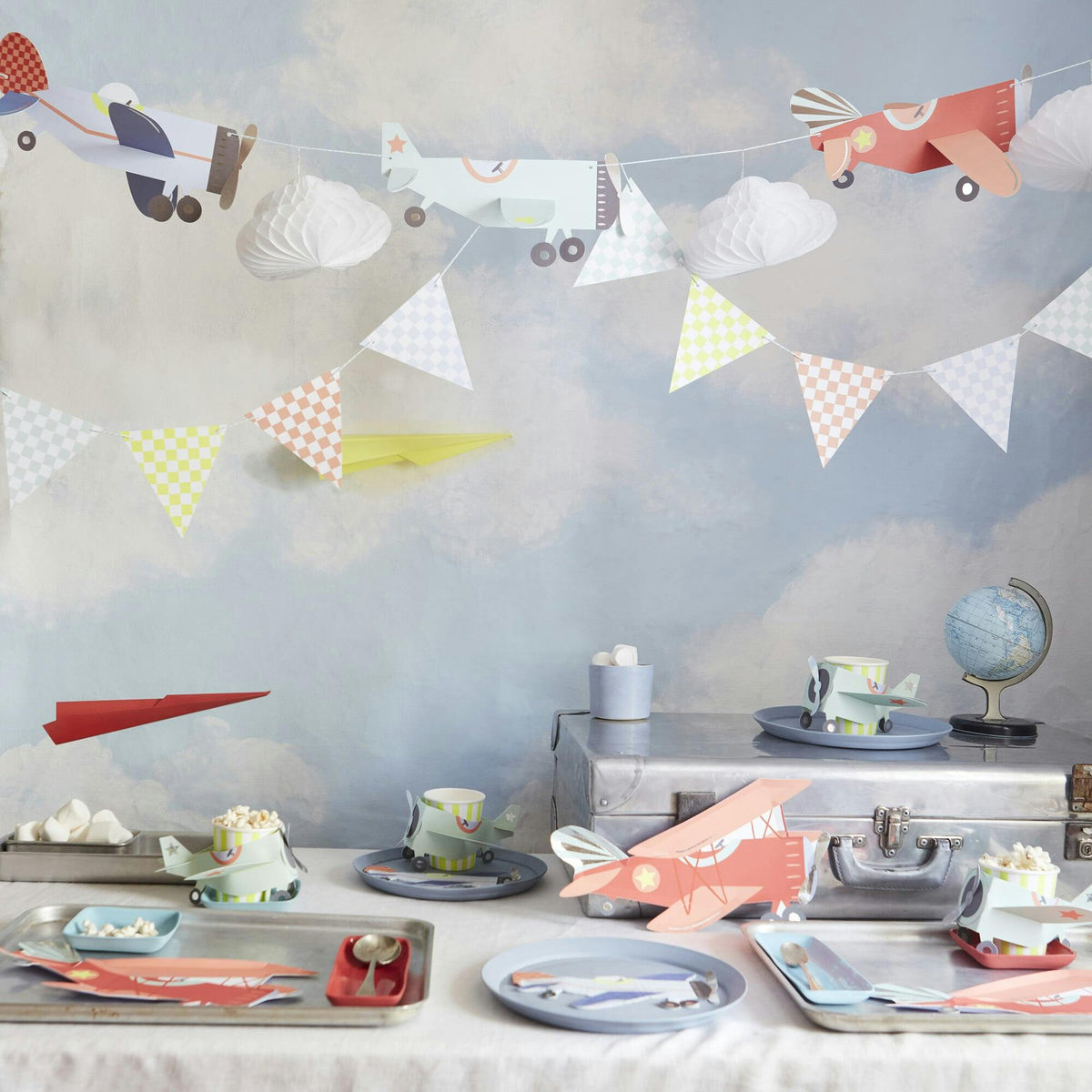 Planes Garland Set